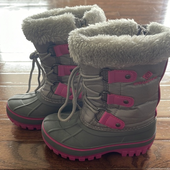 Girls Pink and Grey Snow Boots Size 9 Worn Twice - Picture 3 of 4